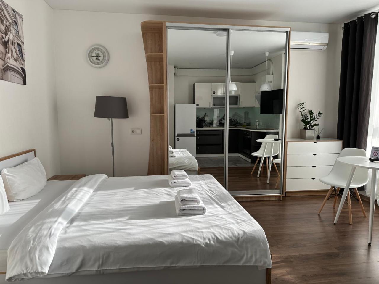 Nyvky Residence Kiev Buitenkant foto